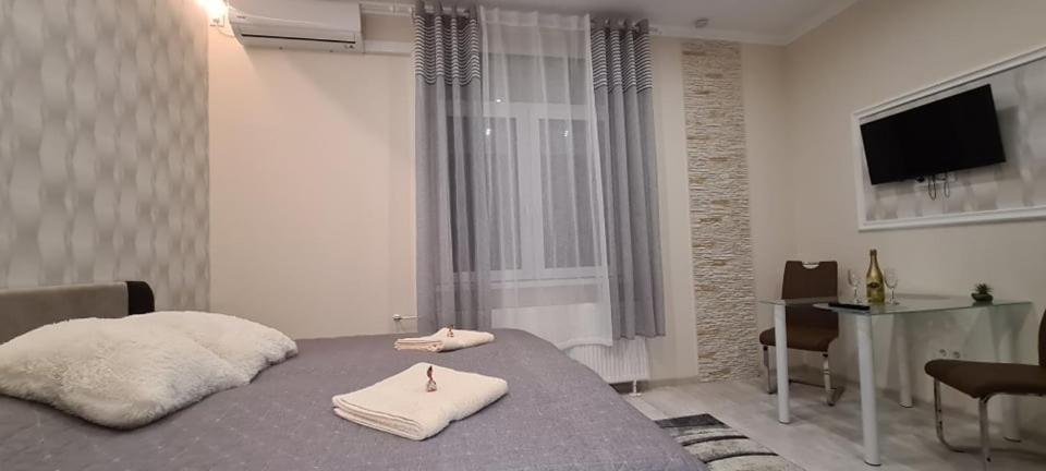 Rozsa Apartmanhaz Segedin Dış mekan fotoğraf